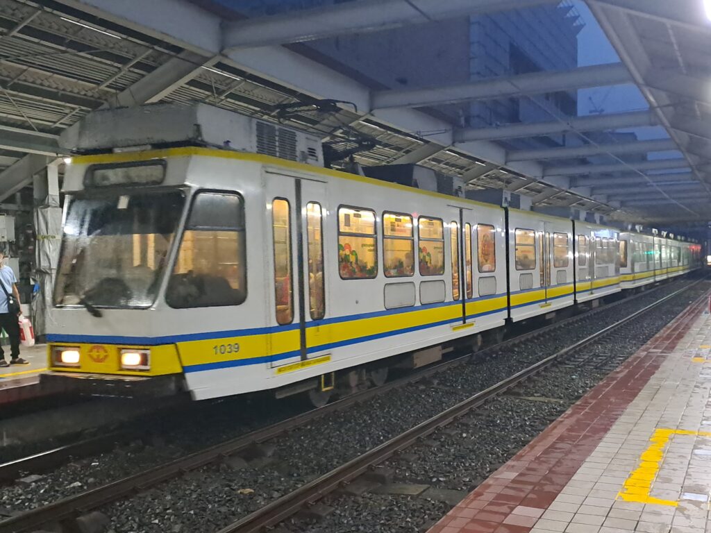 LRT-1 Stations