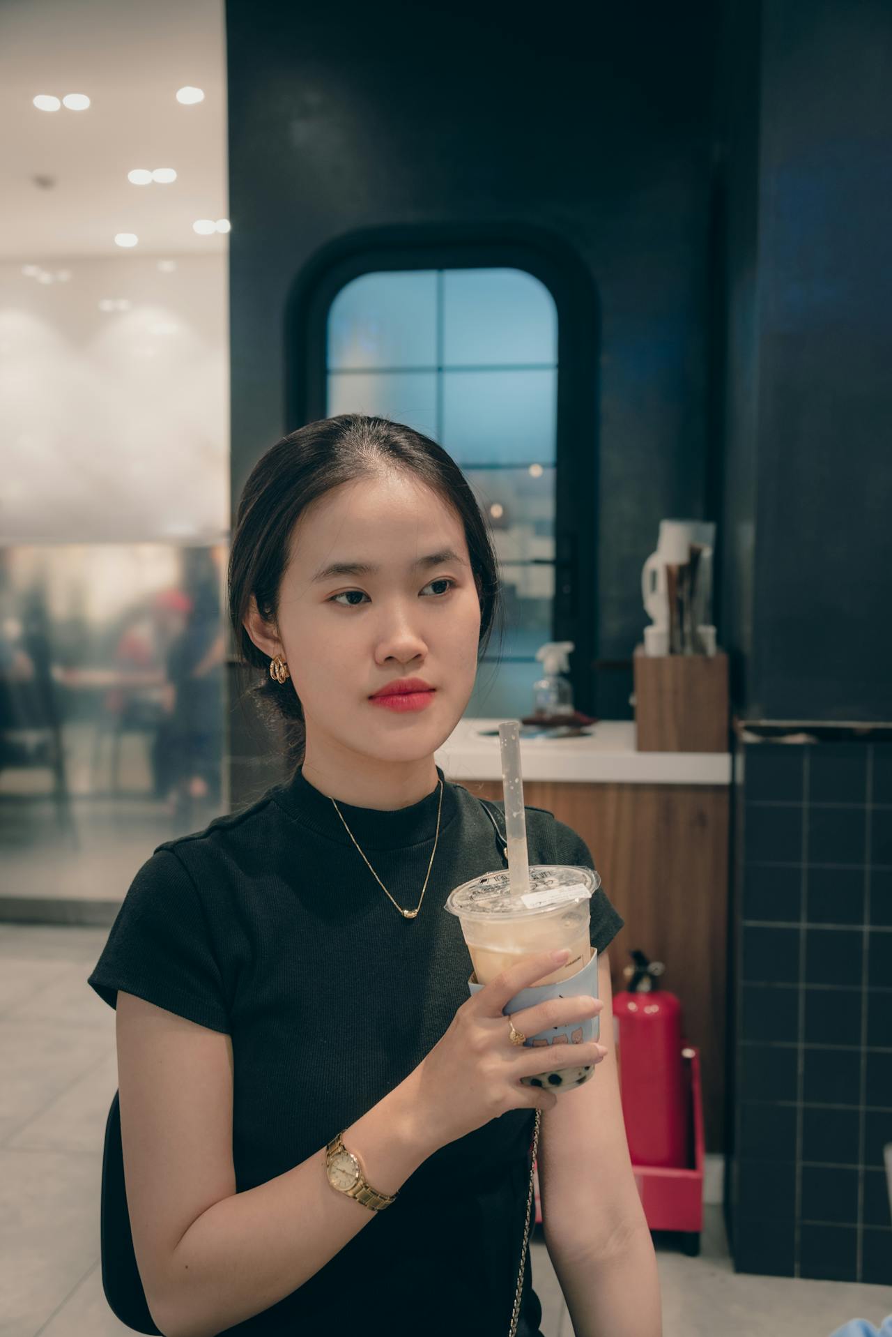How to Be a Virtual Assistant in the Philippines (₱80K/month) (2026)